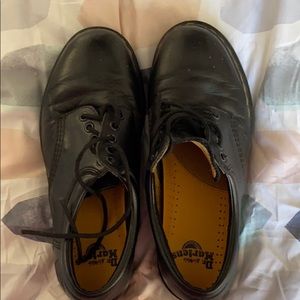 Dr. Marten Men’s Shoes